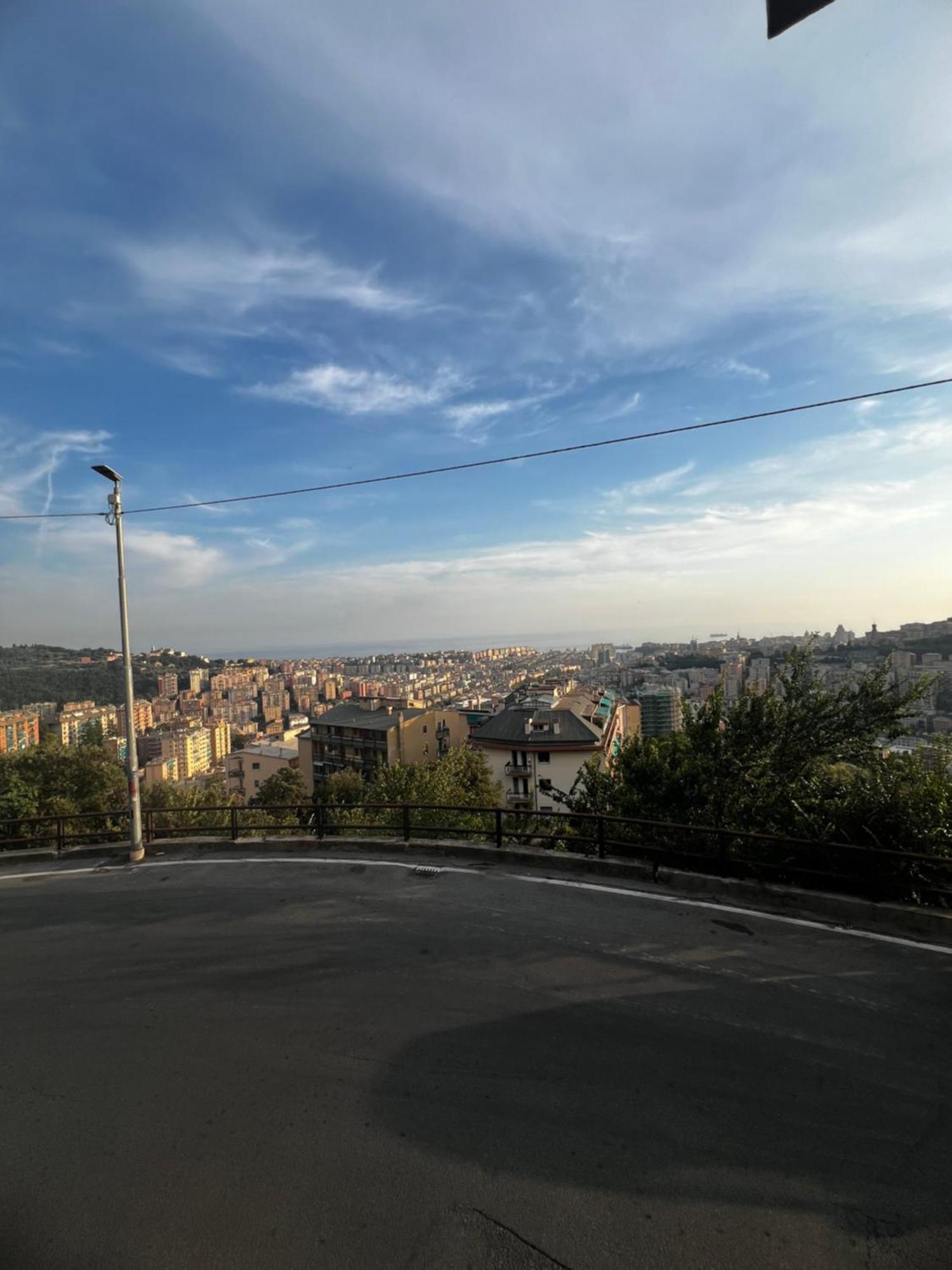 דירות ג'נובה Sophia House - Free Parking And Sea View מראה חיצוני תמונה